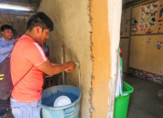 SE INICIÓ CON INSTALACIÓN DE EMPALMES PARA FILTROS INTRADOMICILIARIOS EN 10 SECTORES DE MÓRROPE.